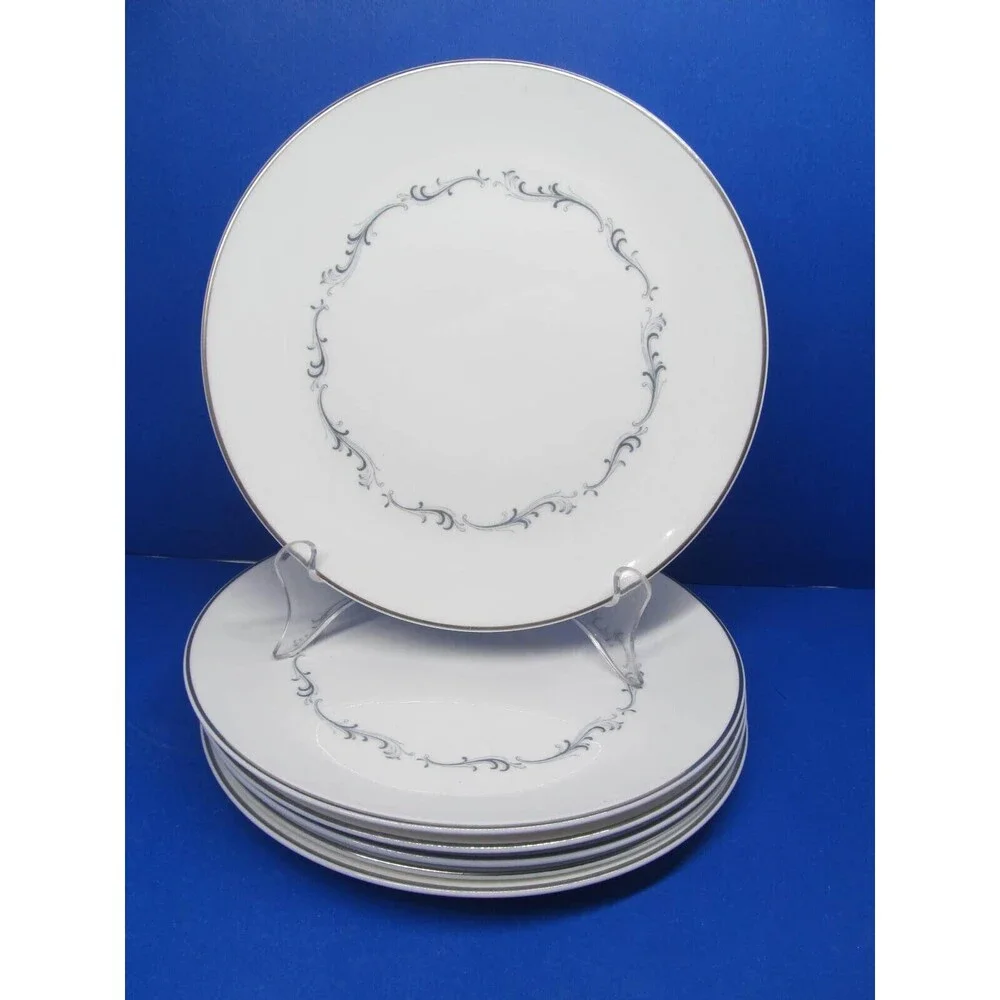 Royal Doulton Coronet 6 Salad Luncheon Plates 8 1/4